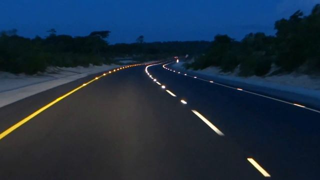 Светящиеся дороги Доминиканы. Трасса в Санто Доминго смотреть онлайн