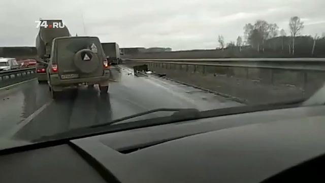 Фуры лоб в лоб столкнулись на М-5