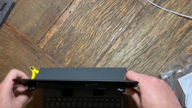 Unboxing Capa para Tablet Universal Folio da Logitech смотреть онлайн