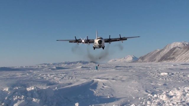 C130 landing on ice Greenland Citronen Fjord смотреть онлайн