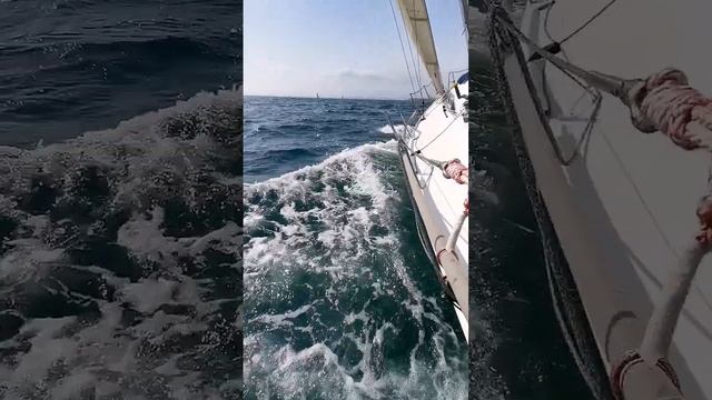 Яхтинг у берегов Стамбула на Аршамбо 35 смотреть онлайн