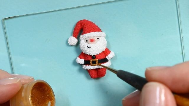 Miniature figurine Santa Claus?Polymer clay. Tutorial. DIY. Миниатюрный Санта из полимерной глины. смотреть онлайн
