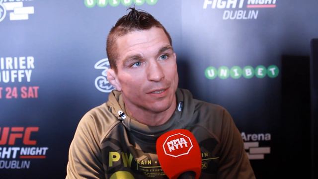 Darren Elkins on Rob Whiteford: "I have the cardio advantage" смотреть онлайн