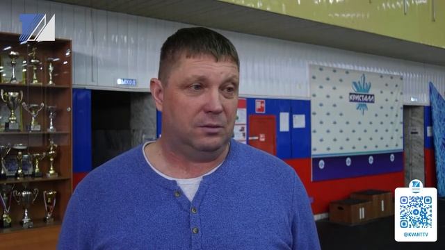 «Кристалл» и «Звёздный» будут работать все праздничные дни смотреть онлайн