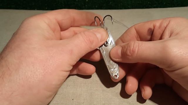 Самая УБОЙНАЯ блесна незацепляйка из ложки. БЛЕСНА ВЕЗДЕХОД! смотреть онлайн