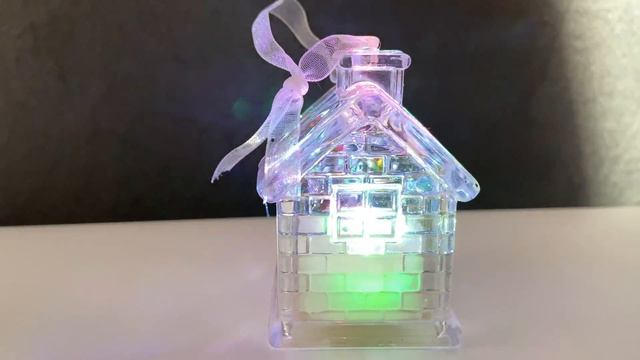 Сказочные домики с подсветкой. Игрушки на Елку. Новый год 2021 смотреть онлайн