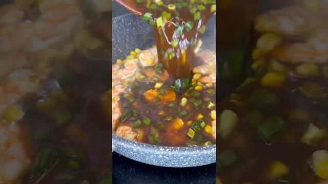 Омлет с креветками ? #cooking #recipe #василиймишлен #рецепты смотреть онлайн