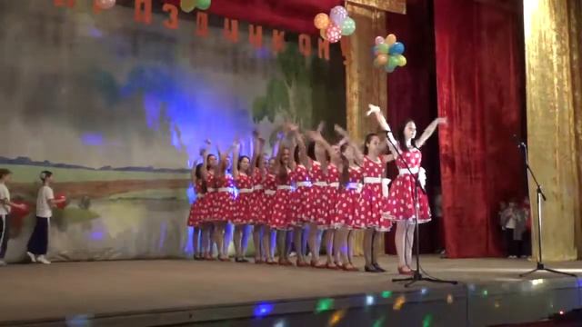 Участие в концерте 8 марта «Танец маме» 2018 смотреть онлайн