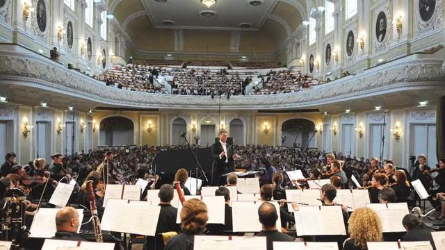 Торжественные фанфары 6 / Solemn ceremony fanfares смотреть онлайн