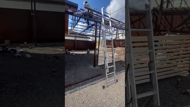 Монтируем навес перед гаражом. #chorts