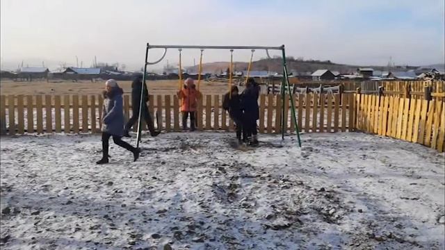 Детская площадка в Алекзаводском районе смотреть онлайн