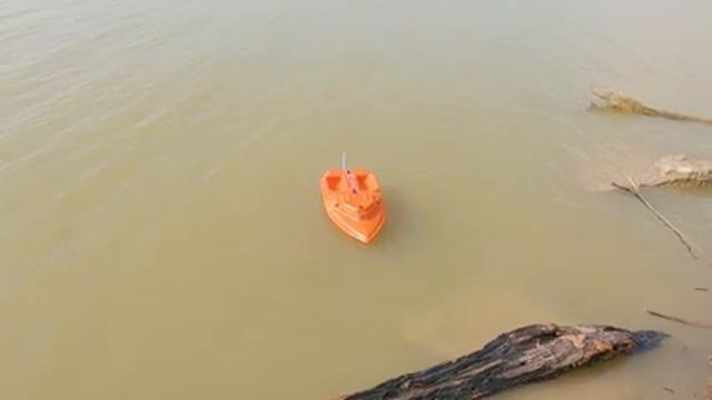 Кораблик для рыбалки 2 бункера ,Автопилот, Deeper эхолот смотреть онлайн