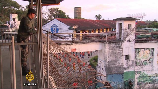 Philippines: Rodrigo Duterte vows daily executions смотреть онлайн