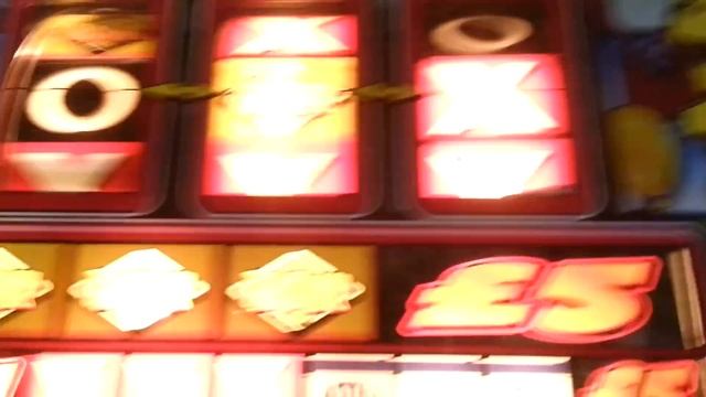 £5 Challenge Party Games Fruit Machine at Southsea (BarcrestArcades Shoutout) смотреть онлайн