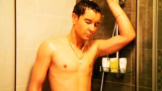 Alon - Give me some more HD) смотреть онлайн