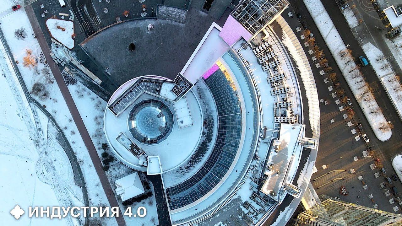 Обзор самого УМНОГО ЗДАНИЯ в России | Индустрия 4.0 смотреть онлайн