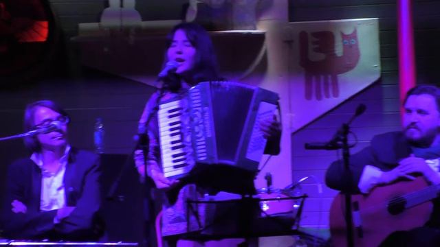 Алиса Тен - Вернись в Сорренто @ Китайский лётчик Джао Да 01.04.2016 смотреть онлайн