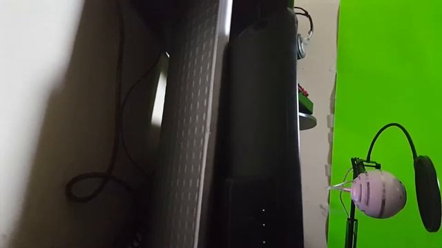 EPIC 13 YEAR OLD"S GAMING SETUP (2016) смотреть онлайн