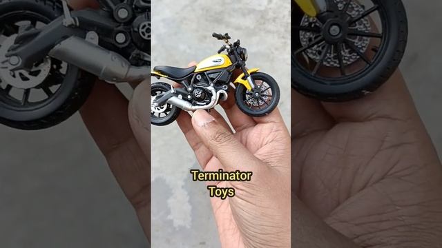 MAISTO DUCATI SCRAMBLER 800 #bike #maisto #bikelover #ducati #ducatiscrambler смотреть онлайн