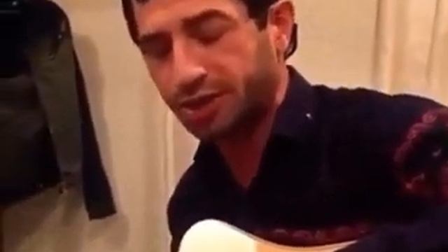 Вахид Аюбов уйду туда где небеса ?❤️На гитаре (вахид аюбов моя струна на гитаре) смотреть онлайн