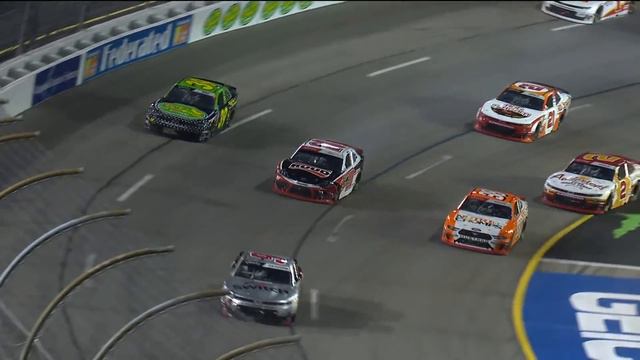 Bell spins after contact from Nemechek at Richmond смотреть онлайн