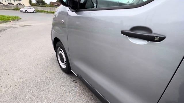 August 2023 Peugeot Expert 2.0 BlueHDi 1400 Professional Premium (145 PS) MWB | VIDEO WALKTHROUGH смотреть онлайн