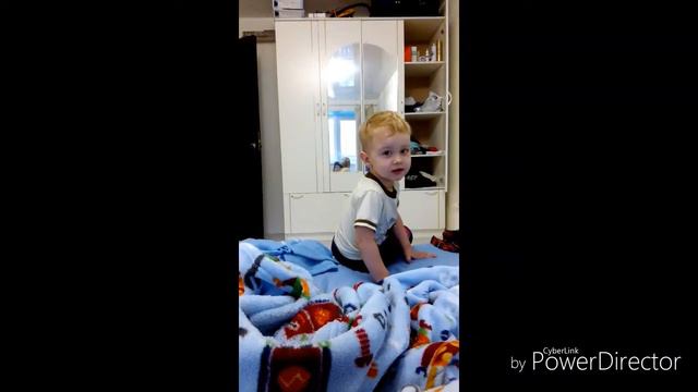 КАК ПРОХОДЯТ ВЕЧЕРА МИШИ//МИША ЛЮБИТ ПЕСНЮ ТВОИ ГЛАЗА//MISTER MISHA смотреть онлайн