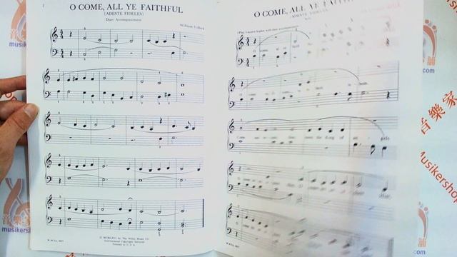 A YOUNG PIANIST'S FRIST CHRISTMAS【HL00416048】【884088005863】 смотреть онлайн