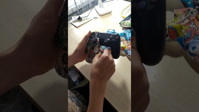 Силиконовый чехол на джойстик PS 4 смотреть онлайн