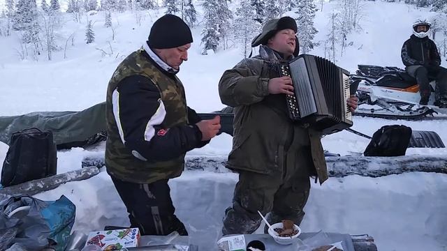 Гармонь снегоходу не помеха смотреть онлайн