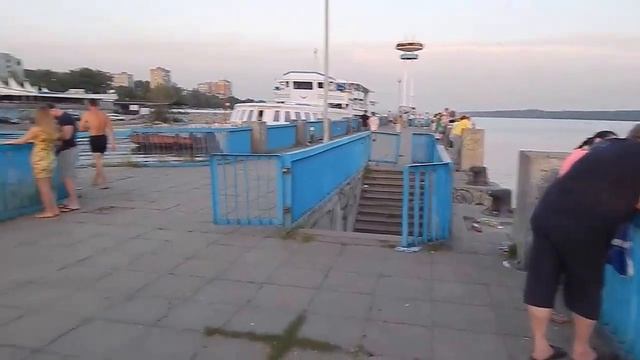 Днепр,пляж,причал.гЗапорожье.19.06.16г.№57