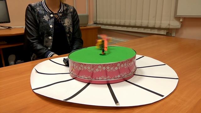Волчек для игры "Что? Где? Когда?"
Mindstorms Ev3 смотреть онлайн