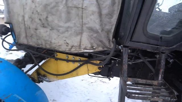 Третий день дует. Чищу дороги в метель на тракторе МТЗ-82.1!