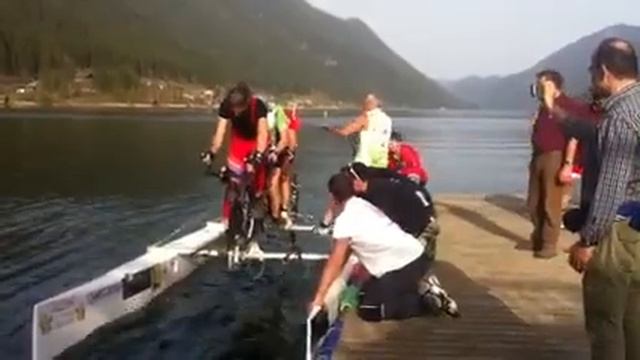 24h Waterbike-Weltrekord Fahrerwechsel смотреть онлайн