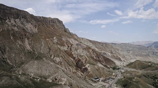 "Чтобы не возбуждалась"... Дикие традиции Кавказа. смотреть онлайн