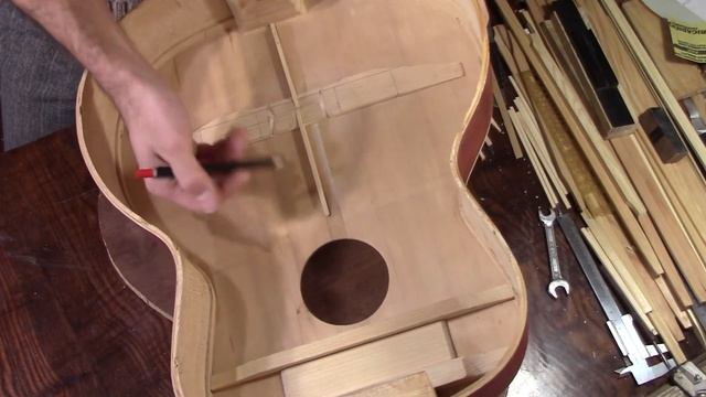 #34 Как сделать гитару из советской фабрички: пригоняем пружинки смотреть онлайн