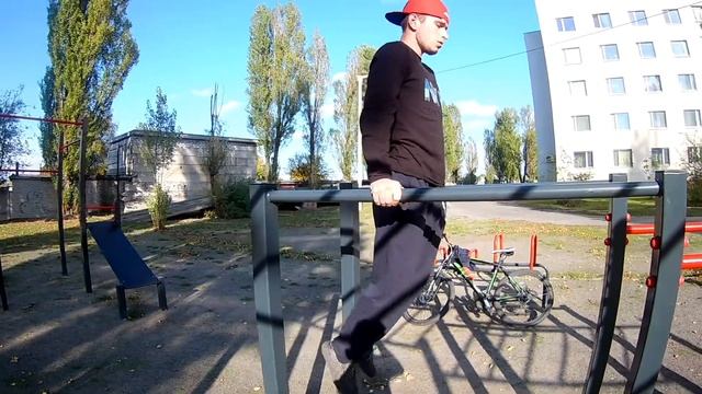 ВЫЗОВ Bring Sally Up отжимания на брусьях смотреть онлайн