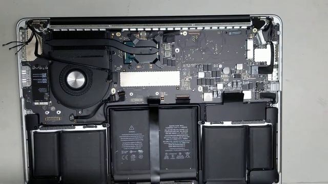 Retina MacBook Pro A1502 Early 2015 Disassembly SSD Upgrade Logicboard Motherboard Removal смотреть онлайн