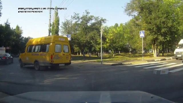 По тротуару(ул.Танкистов-Артиллерийская) смотреть онлайн