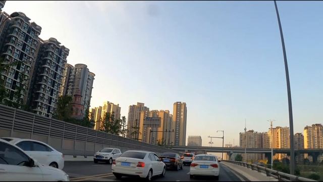 Chengdu, Sichuan. China. 成都市  Чэнду.(16500000)