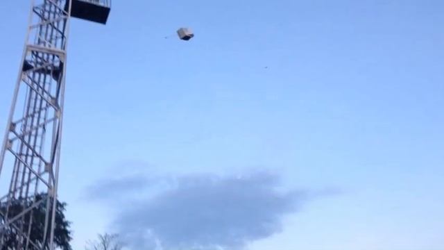 Такого вы еще не видели..... МИКРОВОЛНОВКА Полетит или нет? смотреть онлайн