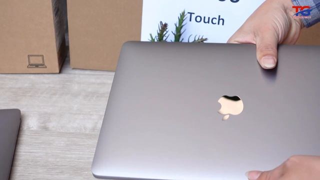 Macbook Pro 2017 A1706: i5 | Ram 8Gb | SSD 256Gb | Màn 13.3 Retina 2k | TouchBar смотреть онлайн