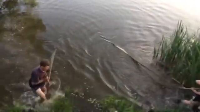 Рыбачим бреднем смотреть онлайн