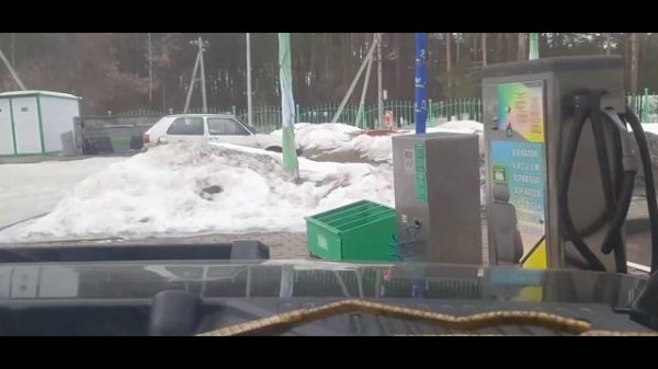 про расход проехали 200км Хаммер H2 на небольшой дальнечок Hummer H2