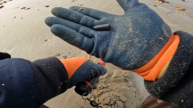 Détection sur les plages : Le XP Deus 2 FMF va t-il trouver de l'or dans ces cailloux ? смотреть онлайн