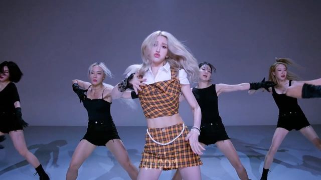 [BE ORIGINAL] SOMI (전소미) 'DUMB DUMB' (4K) смотреть онлайн