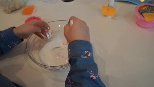 ЯНДЕКС АЛИСА УПРАВЛЯЕТ МОИМ СЛАЙМОМ ЧЕЛЛЕНДЖ/ЛИЗУН из СЛУЧАЙНЫХ ИНГРЕДИЕНТОВ//missMilana