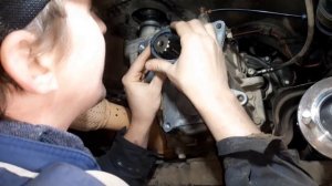 УАЗ Патриот. Замена заднего сальника МКПП.