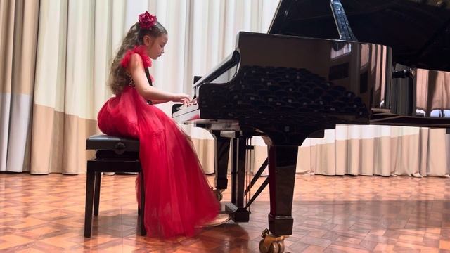 П.И. Чайковский «Сладкая грёза» («Детский альбом» соч. 39 N21), У. Гиллок «Праздник в Испании» смотреть онлайн