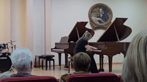 М. П. Мусоргский «Избушка на курьих ножках».mp4